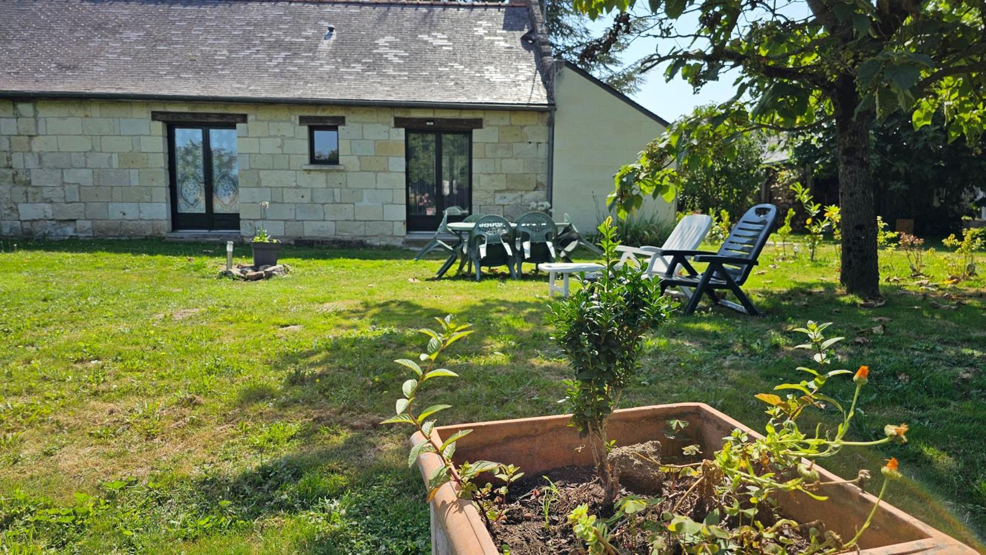 Domaine Des Moizons, Le Figuier Apartment Villebernier Екстериор снимка